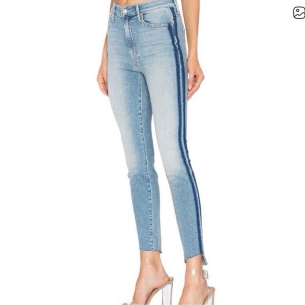 Mother The Stunner Ankle Step Fray Light Wash Raw Hem Crop Jeans
